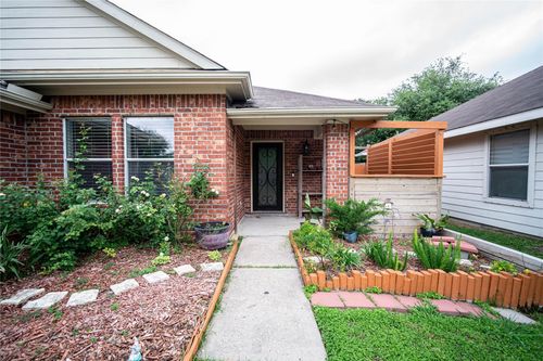 2936 Standing Springs Ln, Dickinson, TX, 77539-4397 | Card Image