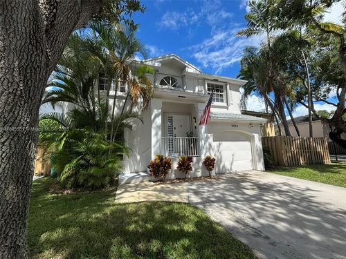 9850 Sw 118th Ave, Miami, FL, 33186-8532 | Card Image