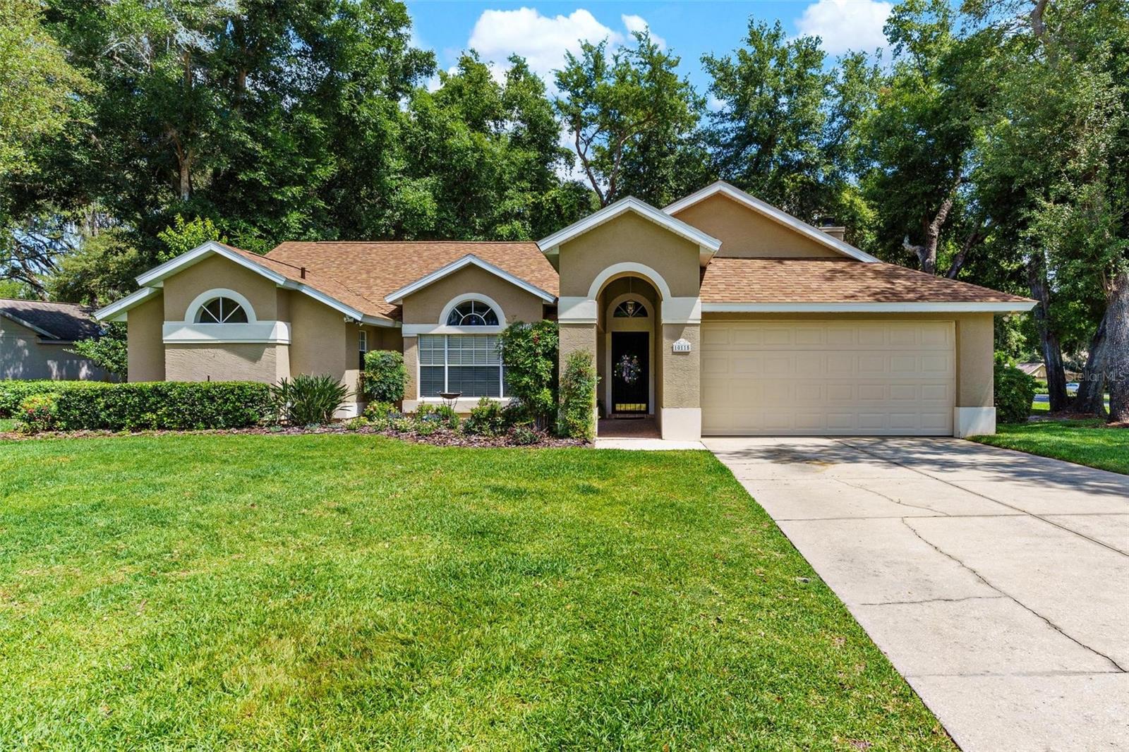 Silver Bluff Dr, Leesburg, FL 34788