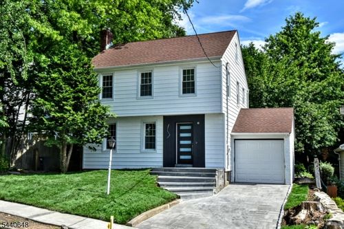 46 Tenney Ave, River Edge, NJ, 07661-2429 | Card Image