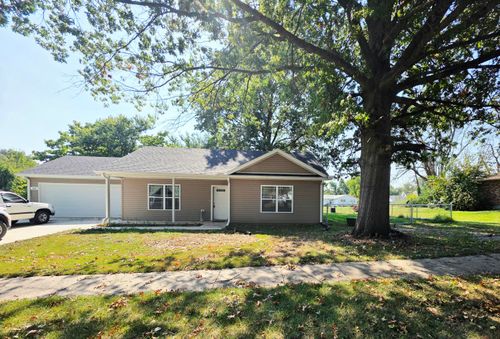 928 Harwood St, Mexico, MO, 65265-2039 | Card Image