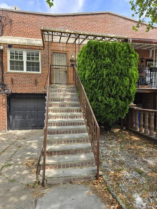 1161 E 101st St, Brooklyn, NY, 11236-4427 | Card Image