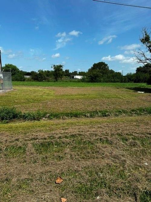 Lot 31 Hunter'S Ridge, Eagle Lake, TX, 77434 | Card Image