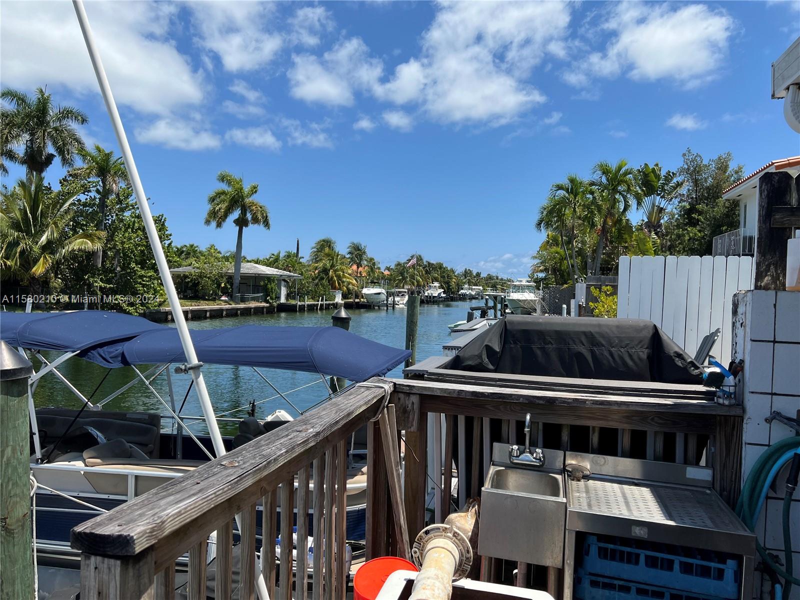 123rd St, North Miami, FL 33181