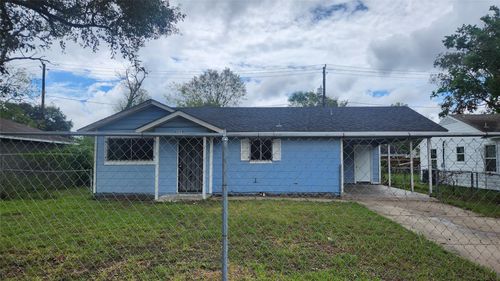 6114 Hartwick Rd, Houston, TX, 77016-1337 | Card Image
