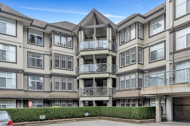 316 - 33318 E Bourquin Crescent, Condo with 2 bedrooms, 2 bathrooms and 2 parking in Abbotsford BC | Image 4