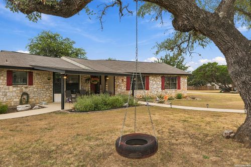 297 Starburst Ln, Bandera, TX, 78003-4031 | Card Image