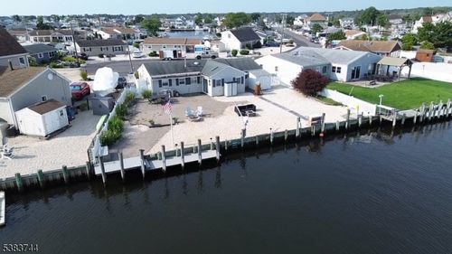 127 Bloomfield Rd, Barnegat, NJ, 08005-2911 | Card Image