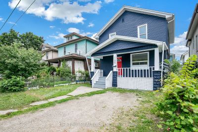 1108 Wellington Ave, House other with 3 bedrooms, 2 bathrooms and 2 parking in Windsor ON | Image 2