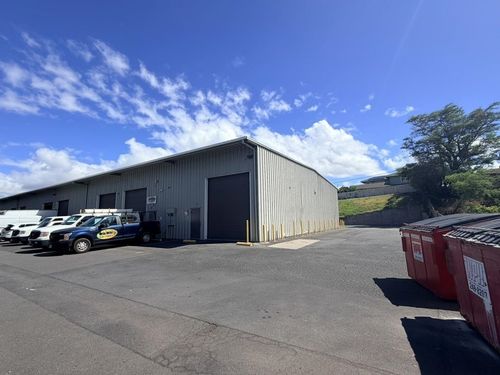 units-b1-and-b13-330 Hoohana St, Kahului, HI, 96732 | Card Image