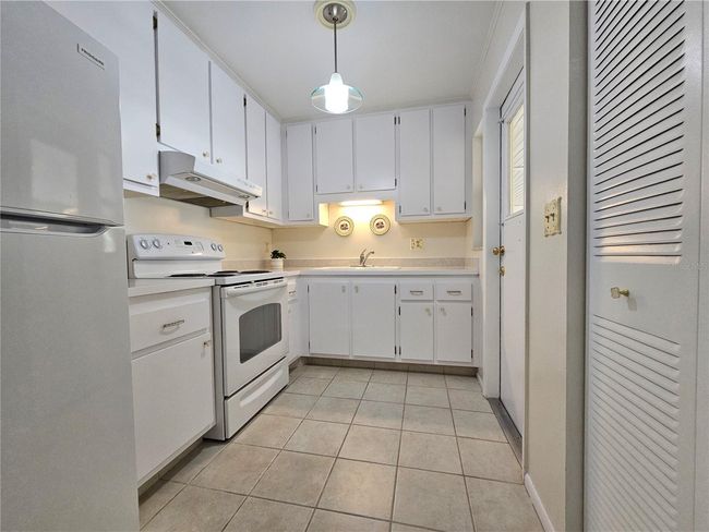 UNIT-5B - 390 301 Blvd W, House other with 2 bedrooms, 1 bathrooms and null parking in BRADENTON FL | Image 9