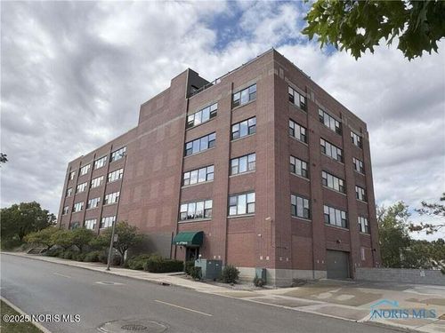 110 Ottawa St, Toledo, OH, 43604-8780 | Card Image
