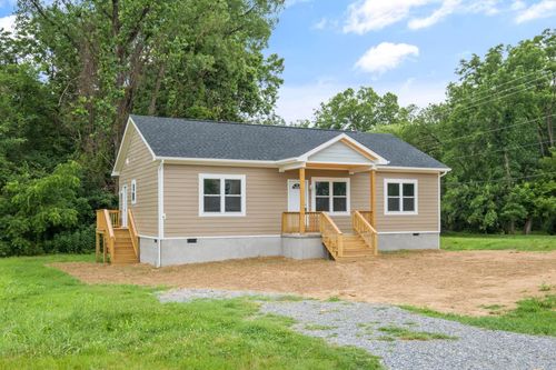 445 Wirt Ave, Elkton, VA, 22827-1133 | Card Image