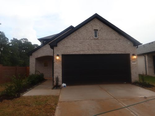 16205 Mcdonald County Ct, Montgomery, TX, 77316-3403 | Card Image