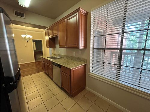 218-2255 Braeswood Park Dr, Houston, TX, 77030-4430 | Card Image