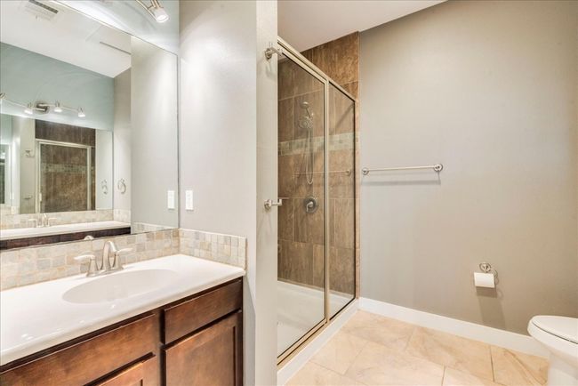 Primary bath | Image 13