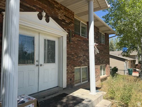 3438 500, Vernal, UT, 84078-8789 | Card Image