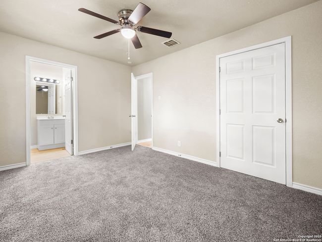 4819 Corian Oak Dr, House other with 3 bedrooms, 2 bathrooms and null parking in Kirby TX | Image 20