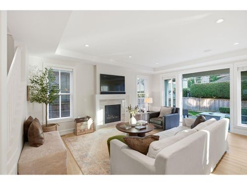 12978 15a Avenue, Surrey, BC, V4A0B7 | Card Image