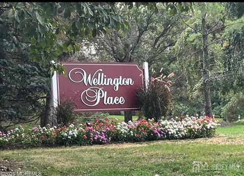 315 Wellington Pl, Aberdeen, NJ, 07747-1916 | Card Image