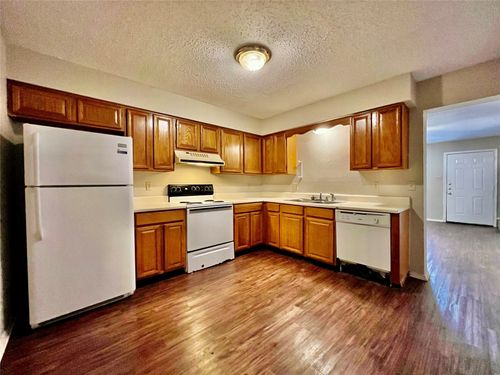 3053 Olympia Dr, Denton, TX, 76209-8457 | Card Image