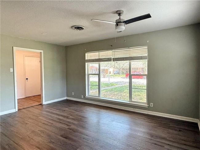 1710 Santa Cecilia Dr, House other with 3 bedrooms, 2 bathrooms and null parking in Kingsville TX | Image 11