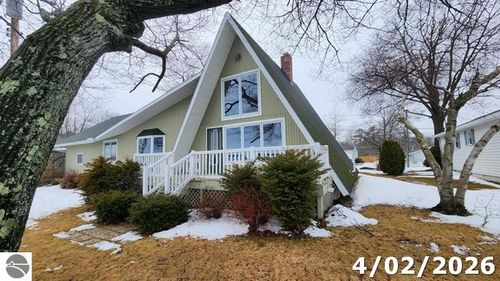 1170 Forest St, East Tawas, MI, 48730-9541 | Card Image