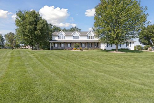 5809 N Waterman Dr, Milton, WI, 53563-8452 | Card Image