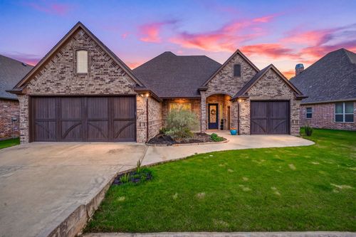 5711 Pebble Beach Dr, Granbury, TX, 76049-2802 | Card Image