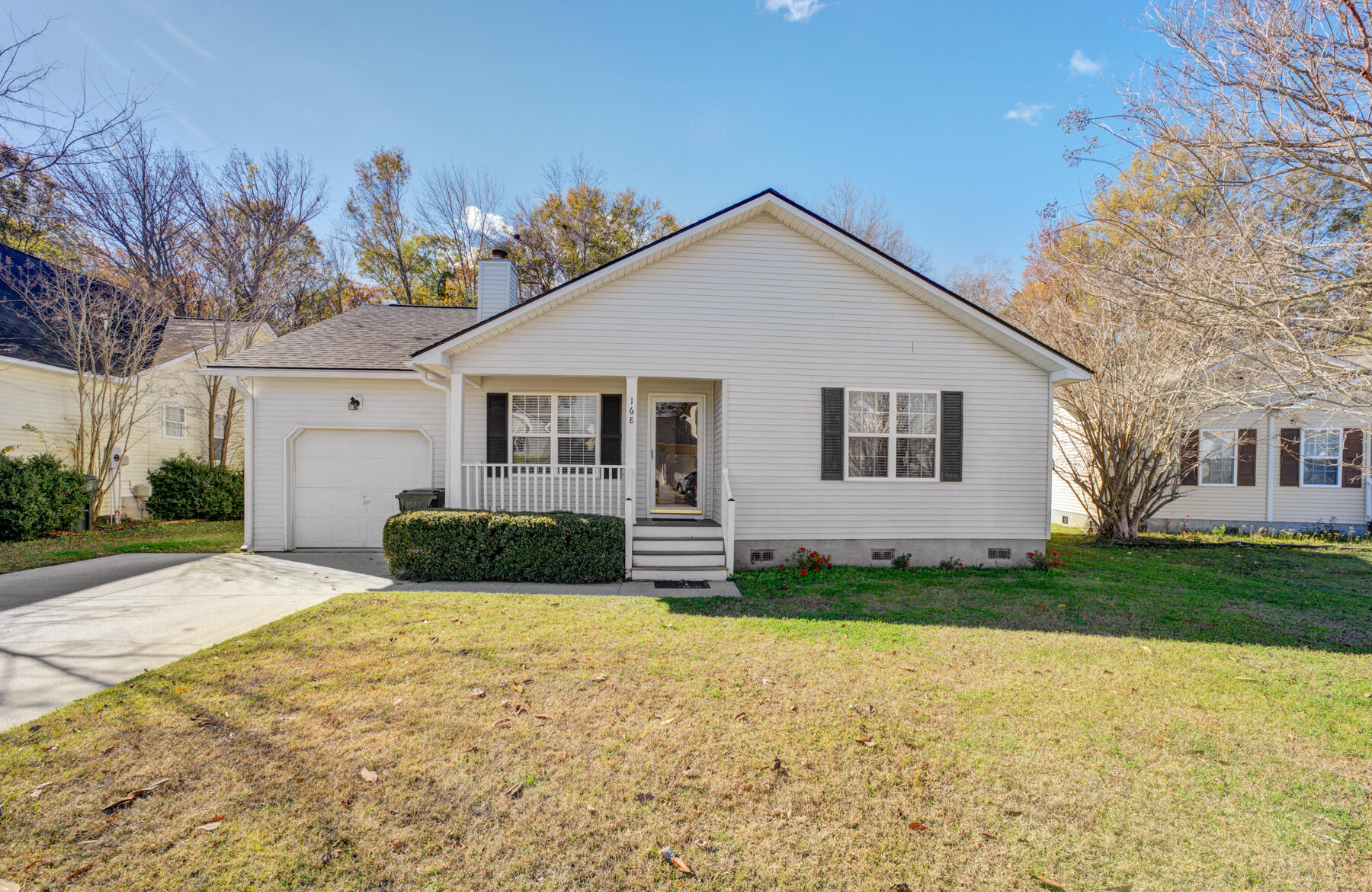 168 Two Hitch Road, For Sale in Goose Creek Zoocasa