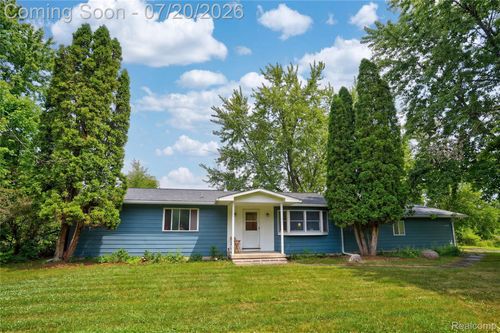 6280 Smith Rd, Linden, MI, 48451-9406 | Card Image