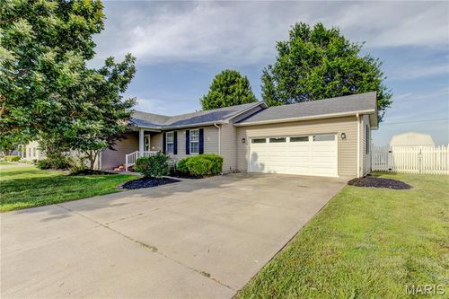 310 N Gilmore St, Charleston, MO, 63834-1400 | Card Image