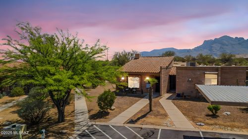 1770 W Dalehaven Cir, Oro Valley, AZ, 85704-0958 | Card Image