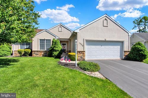 1456 Wheatfield Dr, YORK, PA, 17408-8543 | Card Image