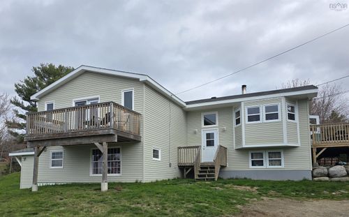 19 Bond Dr, Chester, NS, B0J1J0 | Card Image