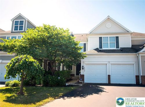 8608 Mayfair Ct, BREINIGSVILLE, PA, 18031-1569 | Card Image