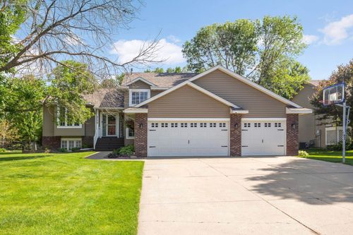 2174 Ponds Way, Shakopee, MN, 55379-4349 | Card Image