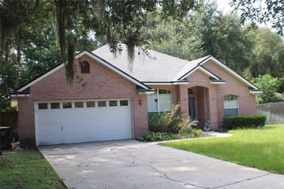 8653 Fieldstone Drive, Home with 3 bedrooms, 2 bathrooms and null parking in Yulee FL | Image 2