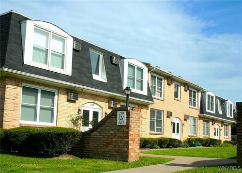 apt-4-111 Peppertree Dr, Amherst, NY, 14228-2911 | Card Image