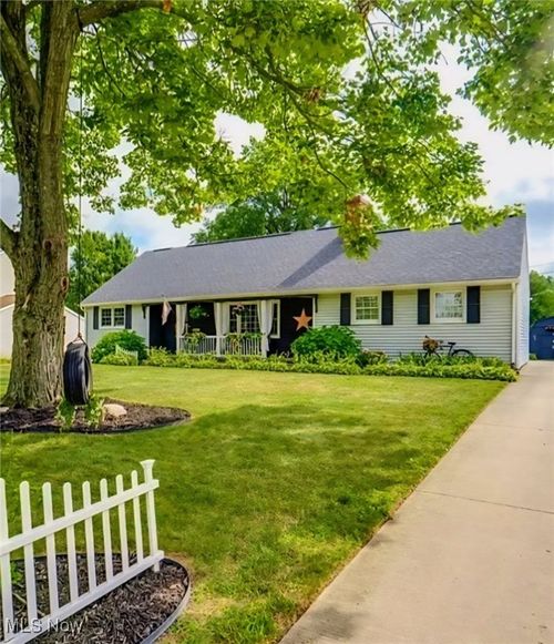 753 Highland Ave, Wadsworth, OH, 44281-1957 | Card Image