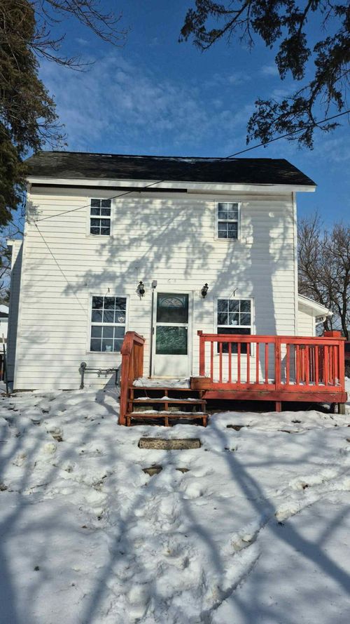 64 W Goguac Street W, Battle Creek, MI, 49015 | Card Image