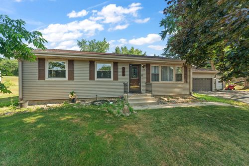 159 Nw Hills Dr, Valparaiso, IN, 46385 | Card Image
