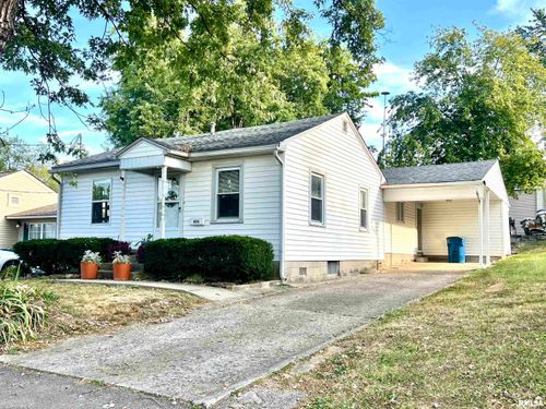 404 Oak St, Anna, IL, 62906-1735 | Card Image