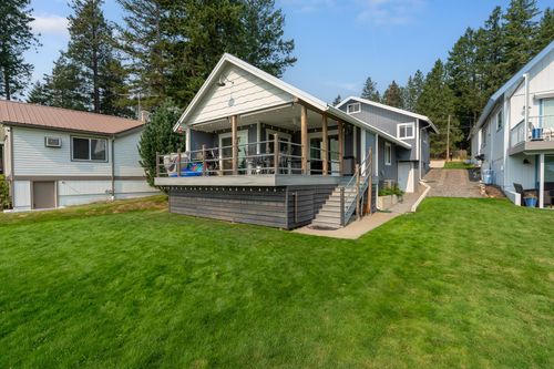 111 Terrace Ave, Newport, WA, 99156-8326 | Card Image