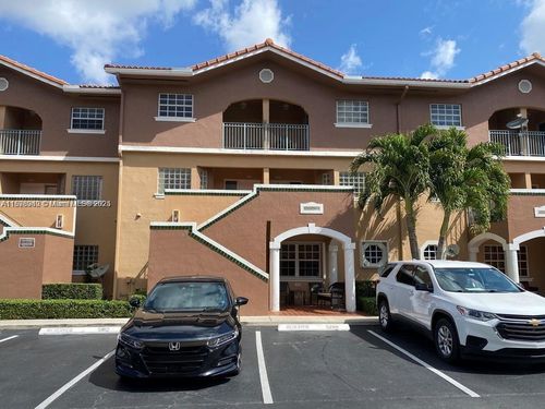 3-10030 Hammocks Blvd, Miami, FL, 33196-3768 | Card Image