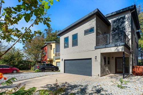 2022 E 2nd St, Austin, TX, 78702-4563 | Card Image