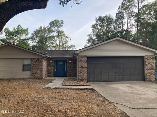2712 Catherine Dr, Ocean Springs, MS, 39564-5412 | Card Image