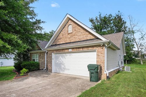 502 Poplar Bnd, Dickson, TN, 37055-3392 | Card Image