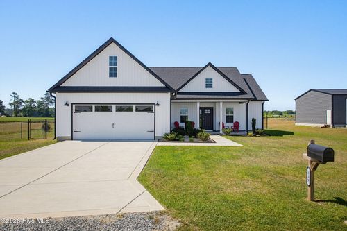 139 Annette Ln, Beulaville, NC, 28518-0167 | Card Image