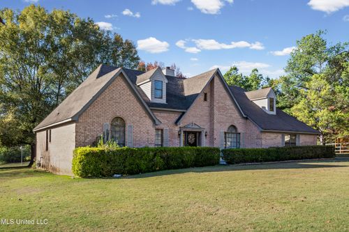 5085 Windy Ridge Dr, Southaven, MS, 38671-9394 | Card Image